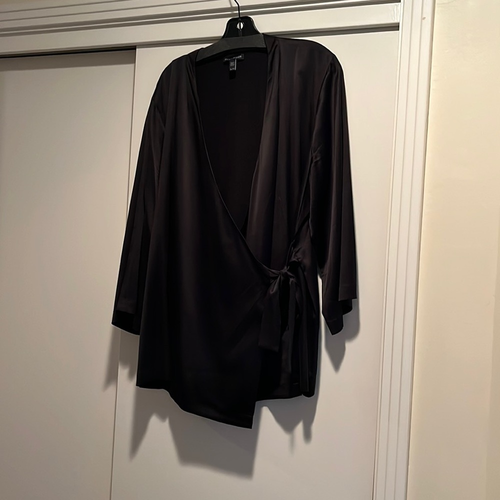 Eileen Fisher.  Wrap silk kimono style top for layering.  Xl.  100% silk.